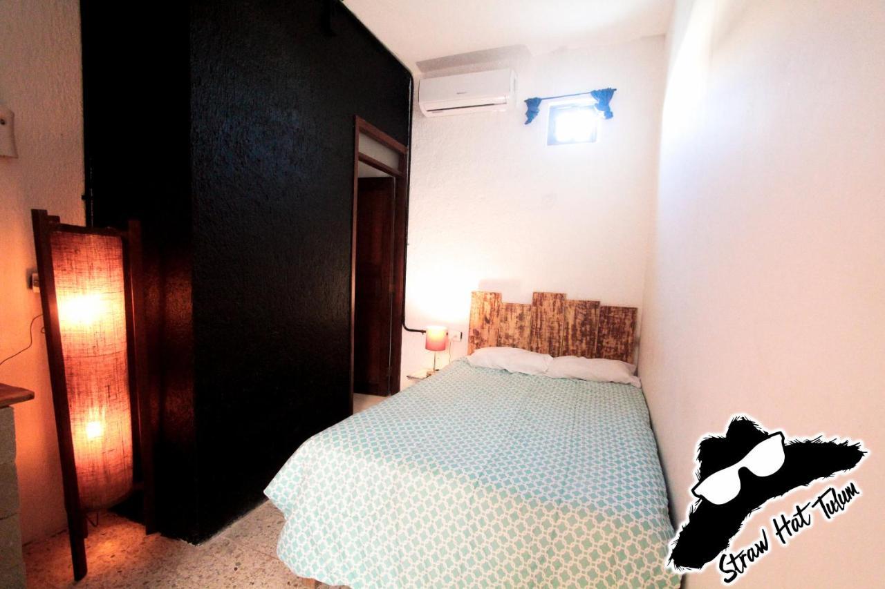 Straw Hat Hostel & Rooftop Bar Тулум Экстерьер фото