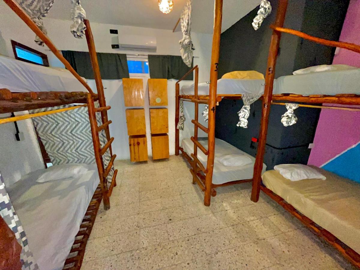 Straw Hat Hostel & Rooftop Bar Тулум Экстерьер фото