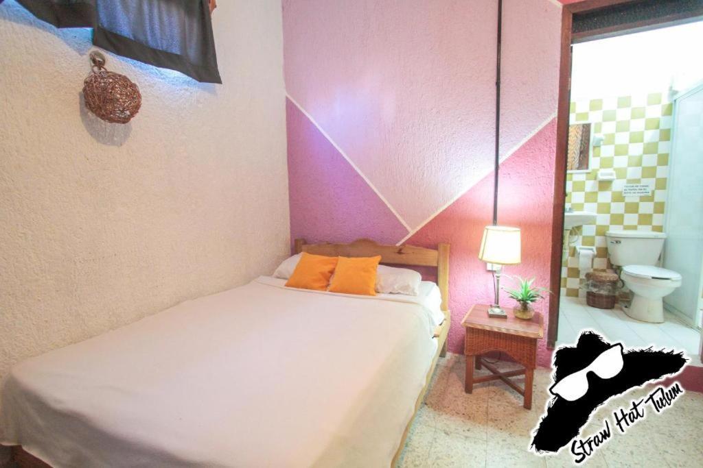 Straw Hat Hostel & Rooftop Bar Тулум Экстерьер фото